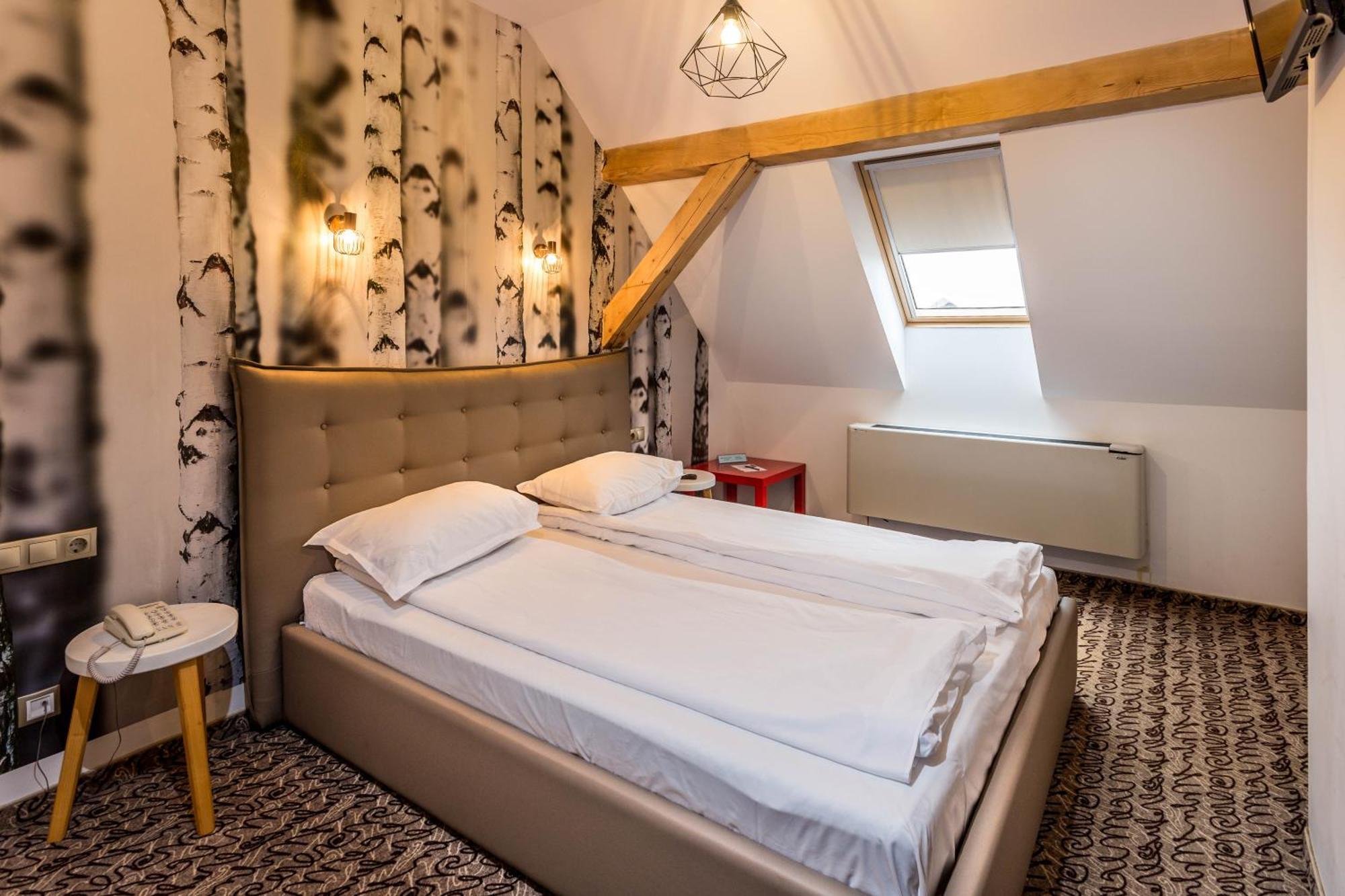 Hotel Bliss Sibiu Exterior photo